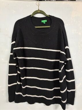 Dip Large Black and White Stripped Crew Neck Sweater